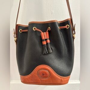 Vintage Hunt Club Black & Tan Leather Bucket Bag with Tassel Drawstring